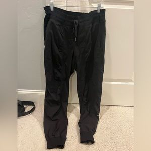 Lululemon size 12 Dance Studio Mid-Rise Jogger Full Length in black